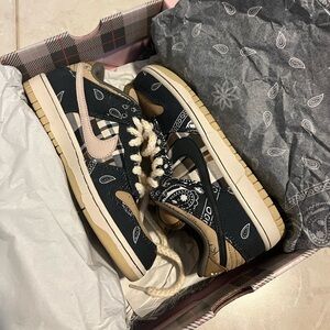 Nike SB dunk low Travis Scott